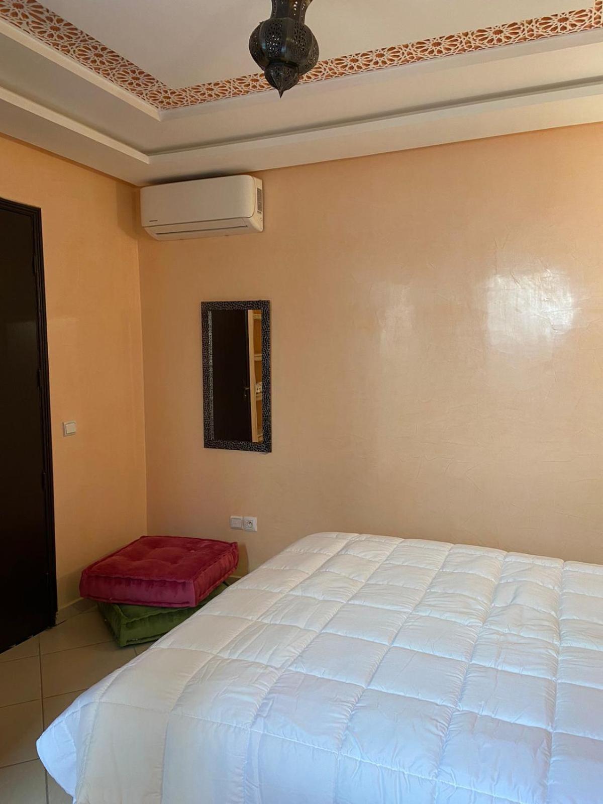 Private Riad 3Ch Salon, Terrasse Avec Jacuzzi , A Jemaa El Fna Marrakesh Bagian luar foto