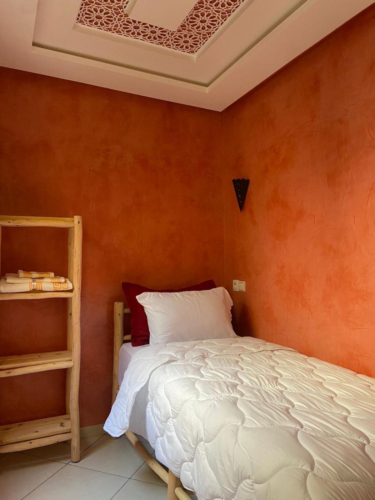 Private Riad 3Ch Salon, Terrasse Avec Jacuzzi , A Jemaa El Fna Marrakesh Bagian luar foto