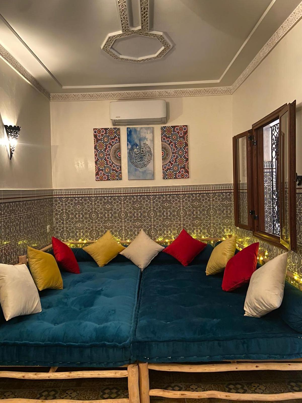 Private Riad 3Ch Salon, Terrasse Avec Jacuzzi , A Jemaa El Fna Marrakesh Bagian luar foto