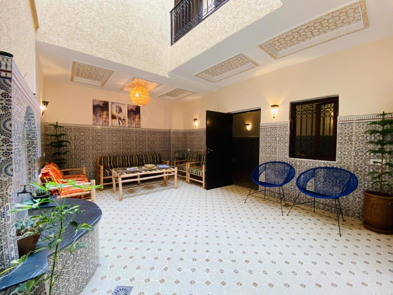 Private Riad 3Ch Salon, Terrasse Avec Jacuzzi , A Jemaa El Fna Marrakesh Bagian luar foto