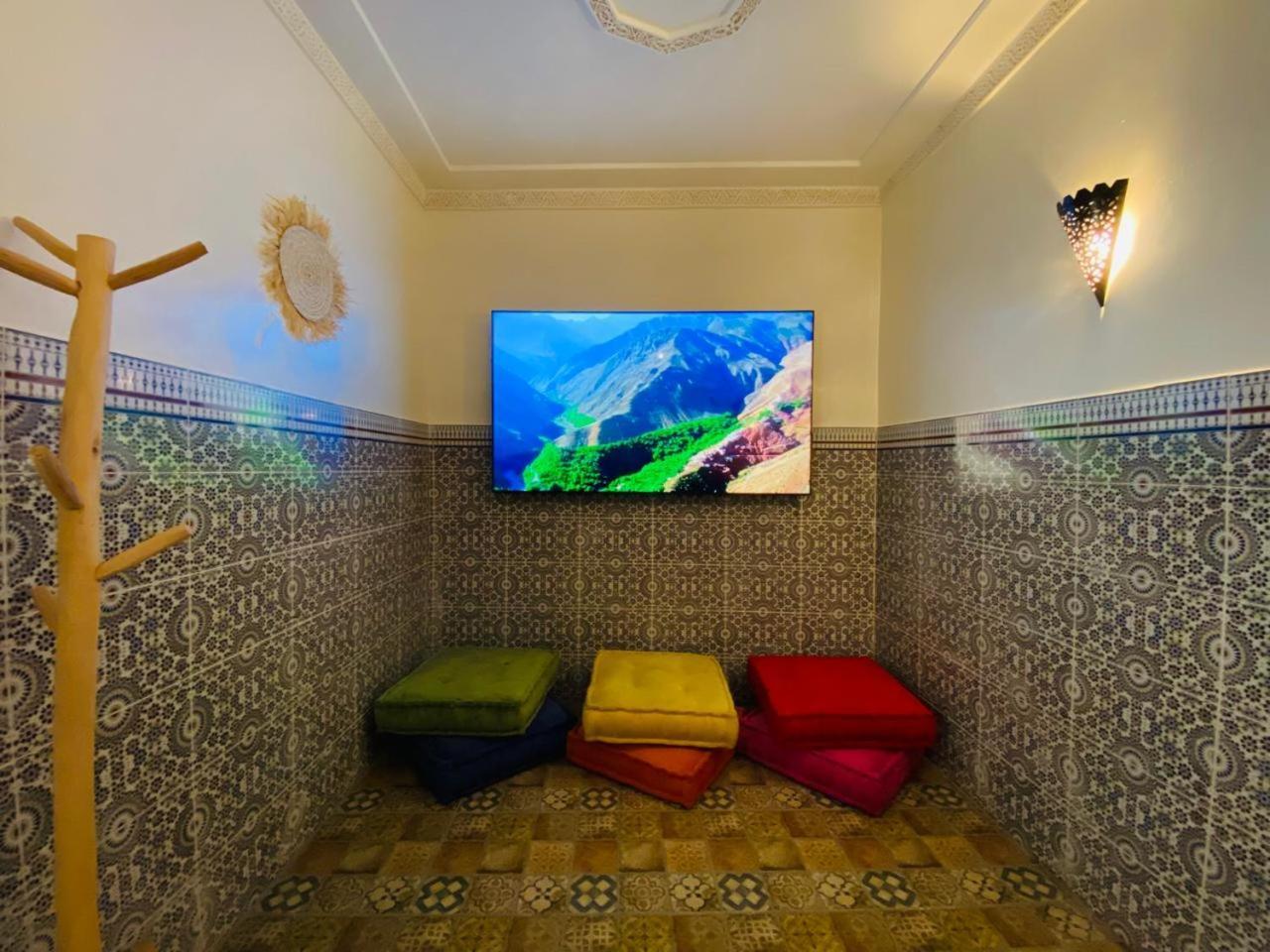 Private Riad 3Ch Salon, Terrasse Avec Jacuzzi , A Jemaa El Fna Marrakesh Bagian luar foto