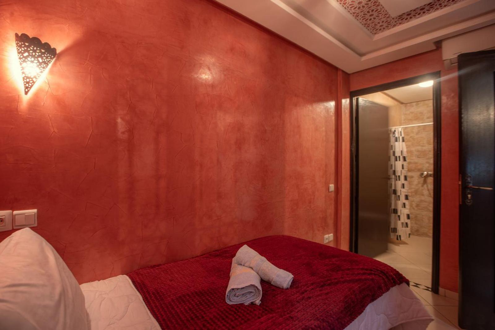 Private Riad 3Ch Salon, Terrasse Avec Jacuzzi , A Jemaa El Fna Marrakesh Bagian luar foto