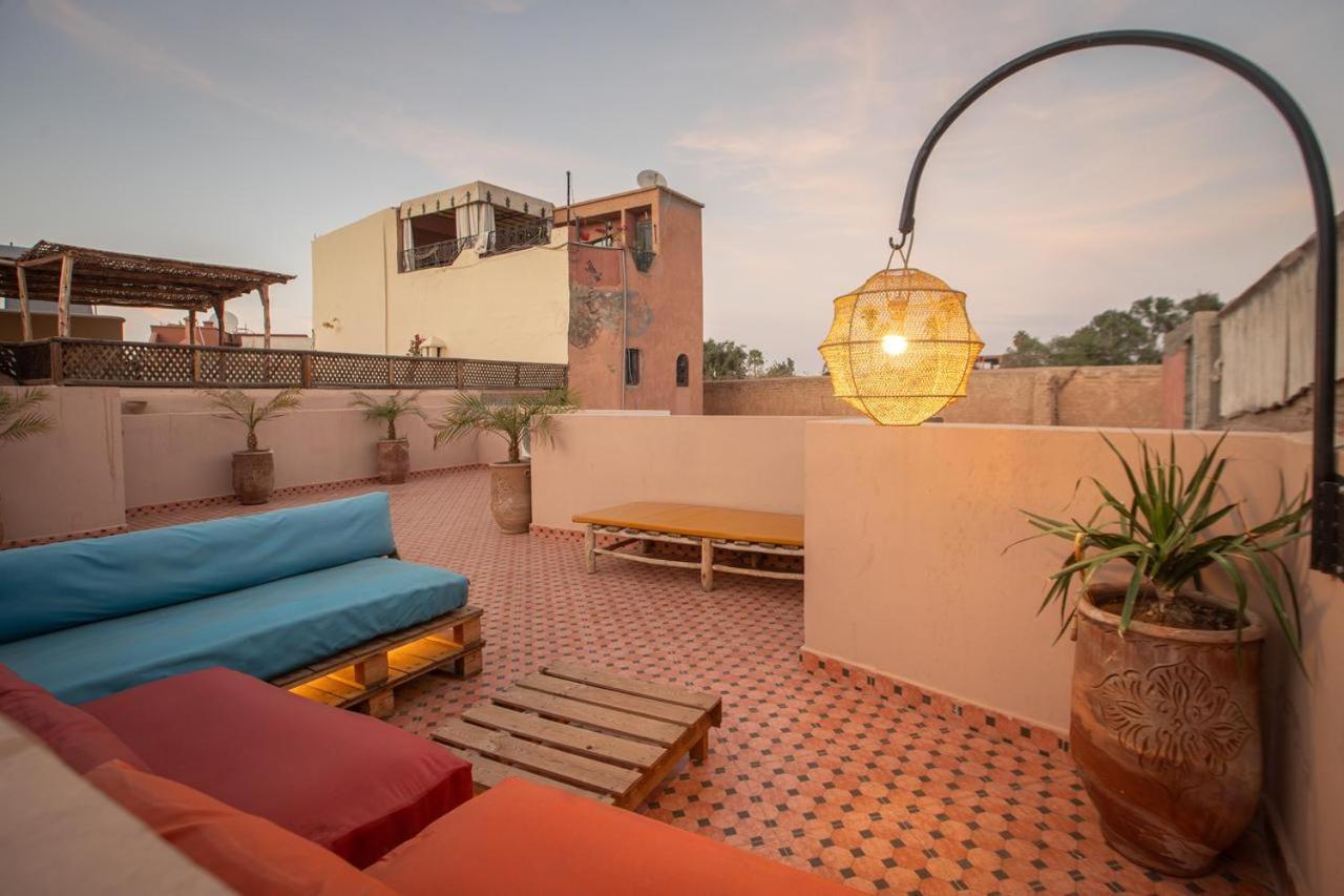 Private Riad 3Ch Salon, Terrasse Avec Jacuzzi , A Jemaa El Fna Marrakesh Bagian luar foto