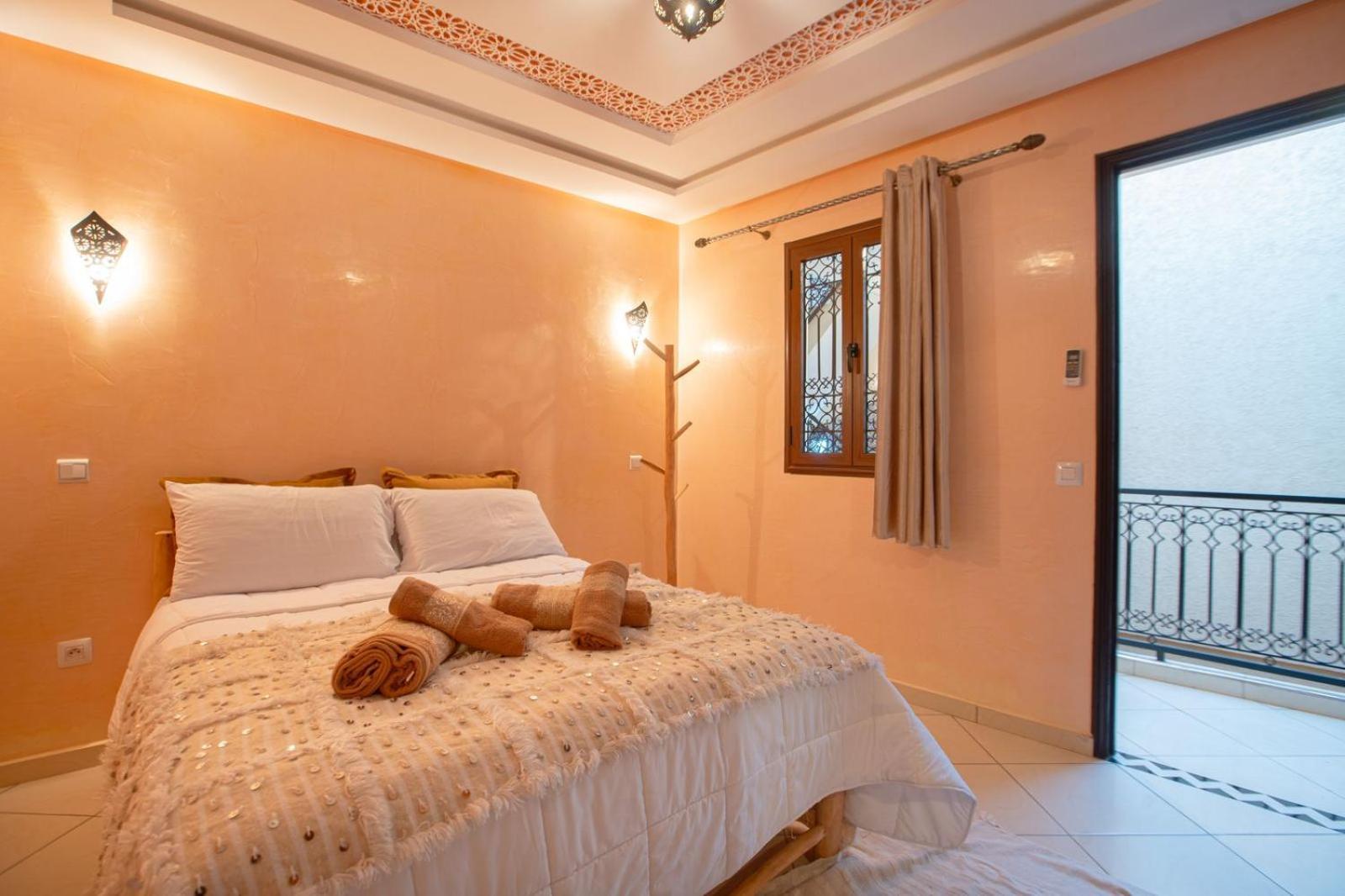 Private Riad 3Ch Salon, Terrasse Avec Jacuzzi , A Jemaa El Fna Marrakesh Bagian luar foto